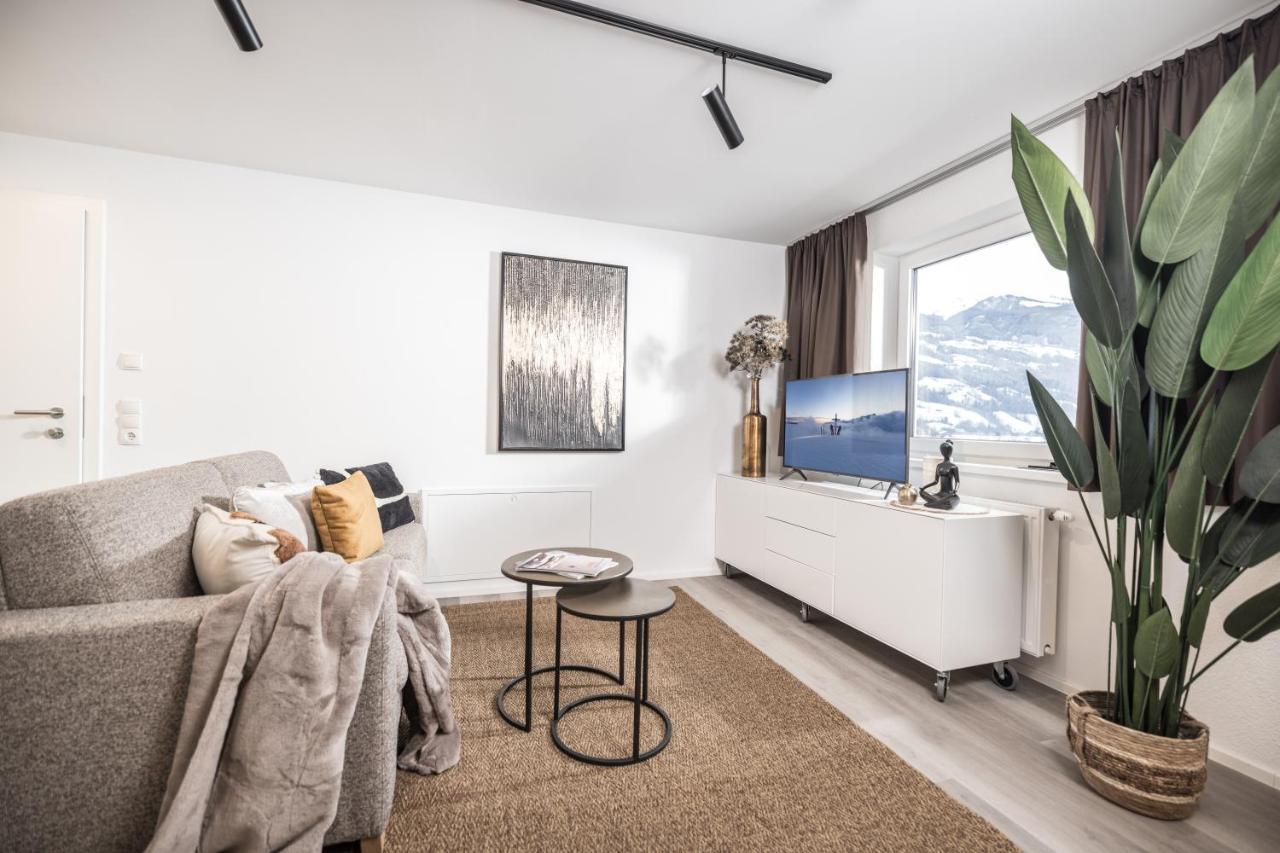 Maxstudio Premium Apartment Zillertal Mit Bergblick Schlitters Dış mekan fotoğraf